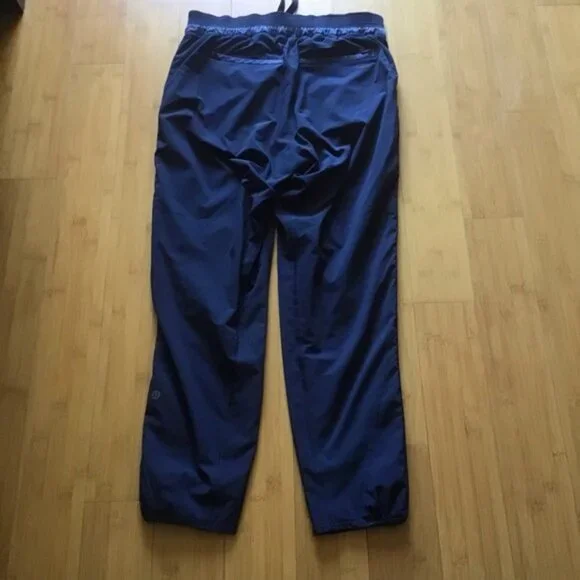 Lululemon Satin Trim Tuxedo Pant Navy Like New - Picture 7 of 14